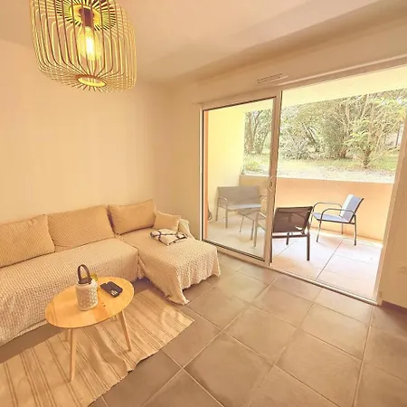 Urban Confort Pmr – Croix D'argent Montpellier